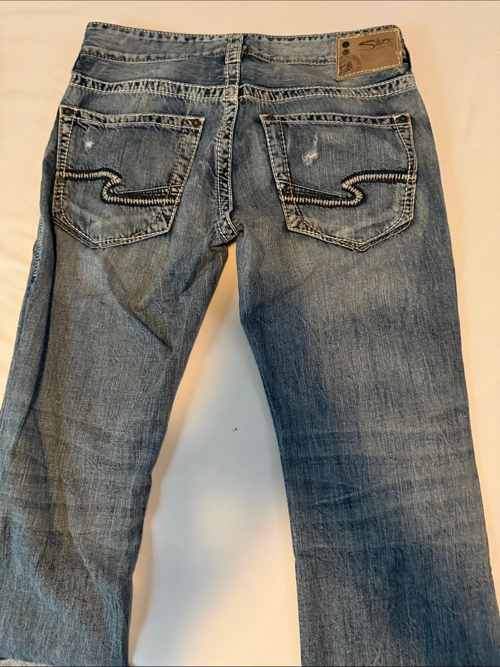 Silver Jeans faded blue straight-leg denim